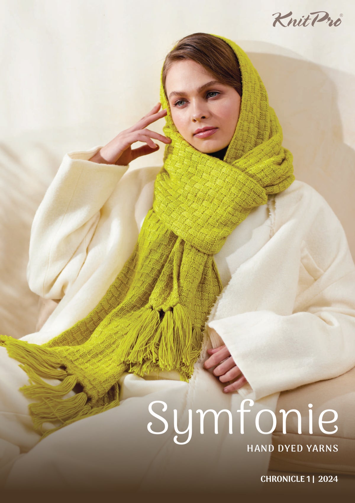 Cover of the Symfonie Yarns Chronicle 1 pattern book
