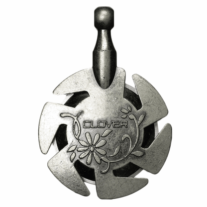 Clover Yarn Cutter Pendant - Antique Silver