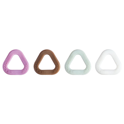 Clover soft triangle stitch markers extra small in packaging