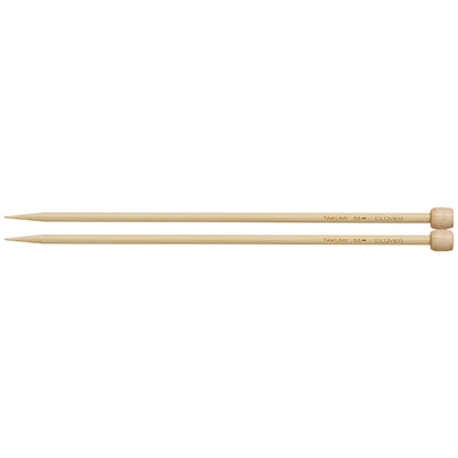 Pair of Clover Takumi bamboo knitting needles, 23cm x 5.5mm, in green packaging