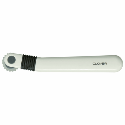Clover Tracing Wheel with Blunt Edge