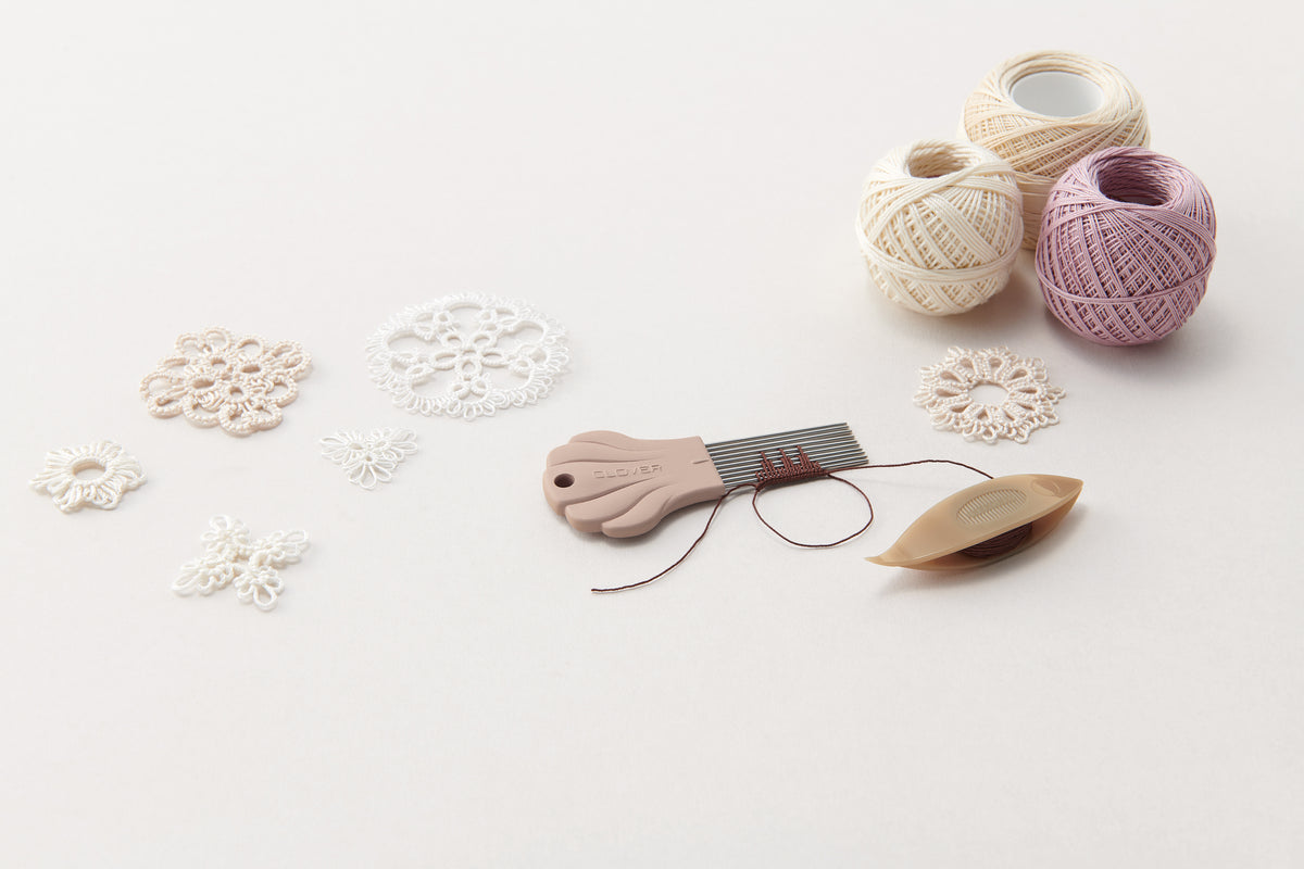 Clover large picot comb tatting tool in packaging