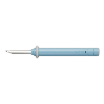 Clover punch needle tool with tapestry needle in packaging