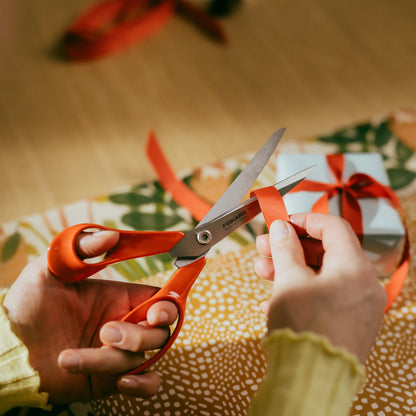 Fiskars Classic 21cm left-handed scissors with orange handles