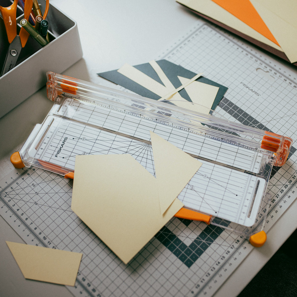 Fiskars SureCut A4 narrow base paper trimmer