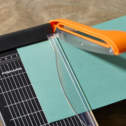 Fiskars A5 bypass paper trimmer