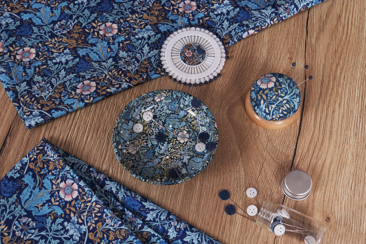 Round printed magnetic pin dish