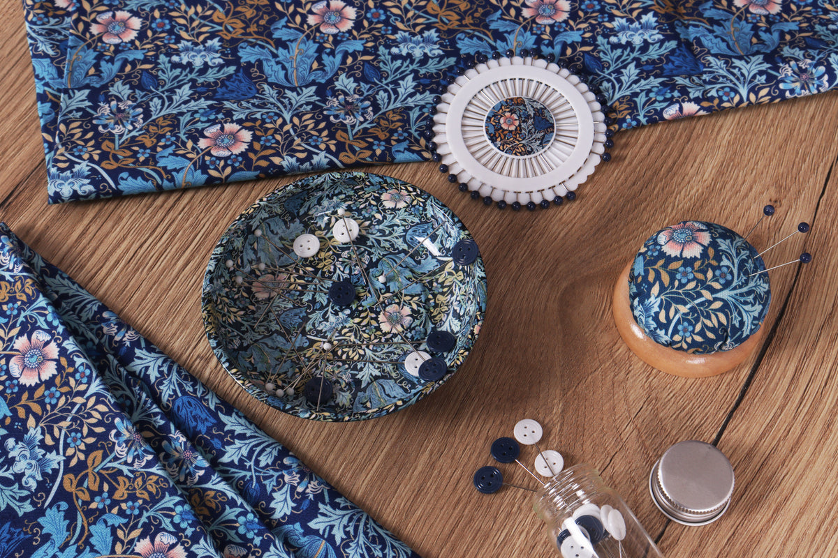 Round printed magnetic pin dish