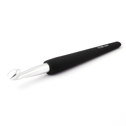 KnitPro 3.25mm silver aluminium crochet hook with black soft grip handle