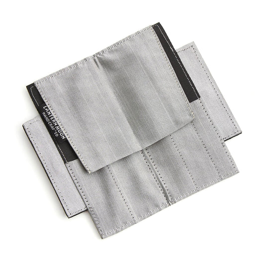 Slim fabric tool case with flap closure in the Cloud design