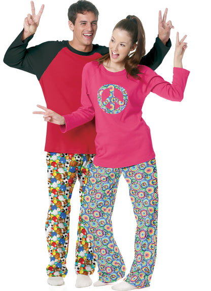 McCall's M6251 pattern envelope showing unisex sleepwear