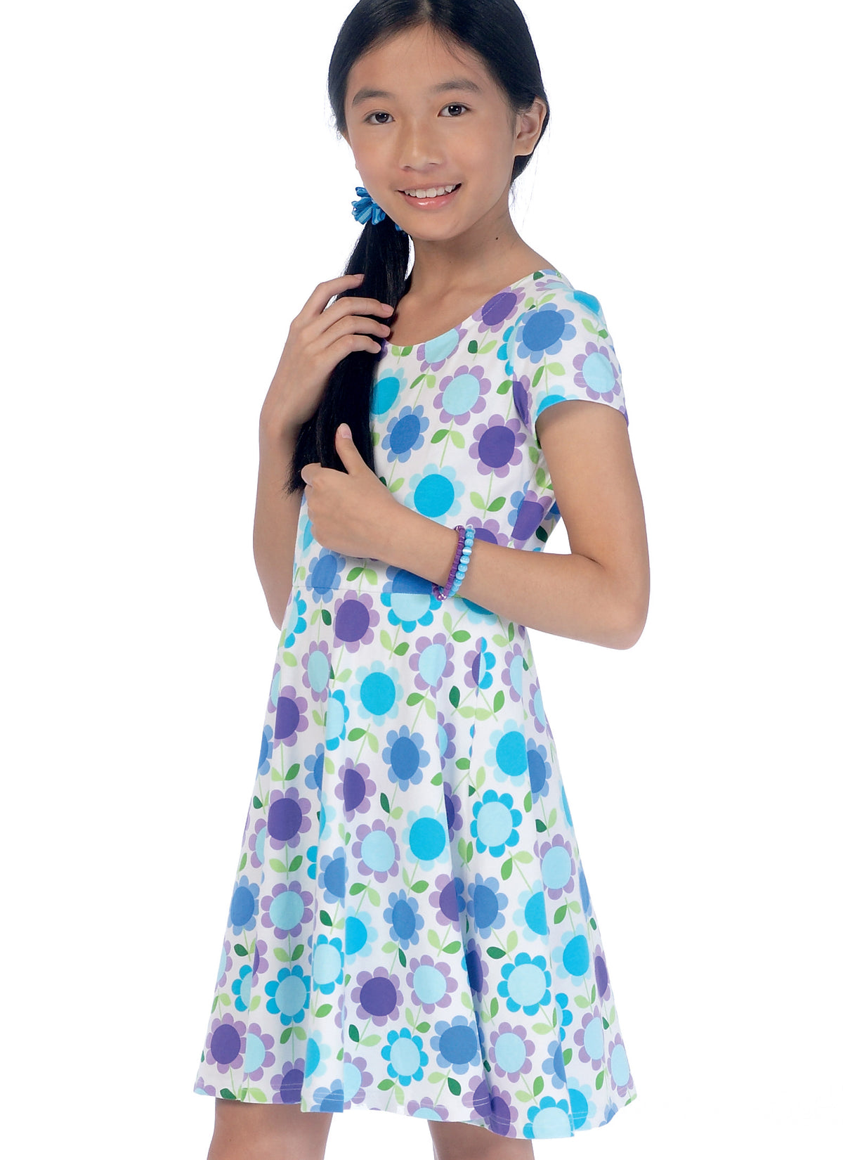 McCall's M7079 girls' dress sewing pattern envelope