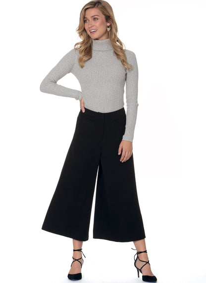 McCall's M7475 sewing pattern envelope showing semi-fitted skirts, shorts and culottes