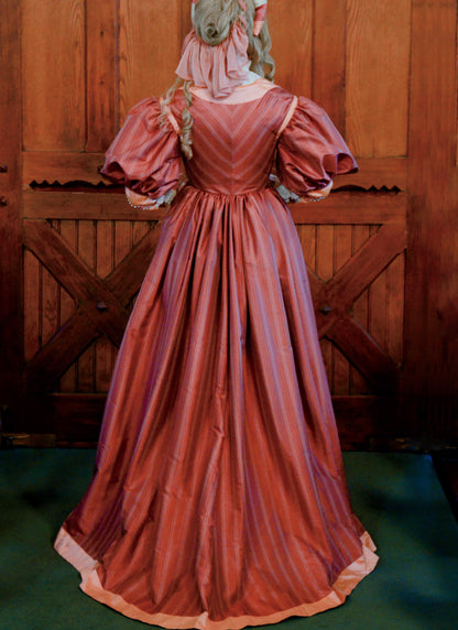 McCall's M7763 sewing pattern envelope for the women's lined costume dress