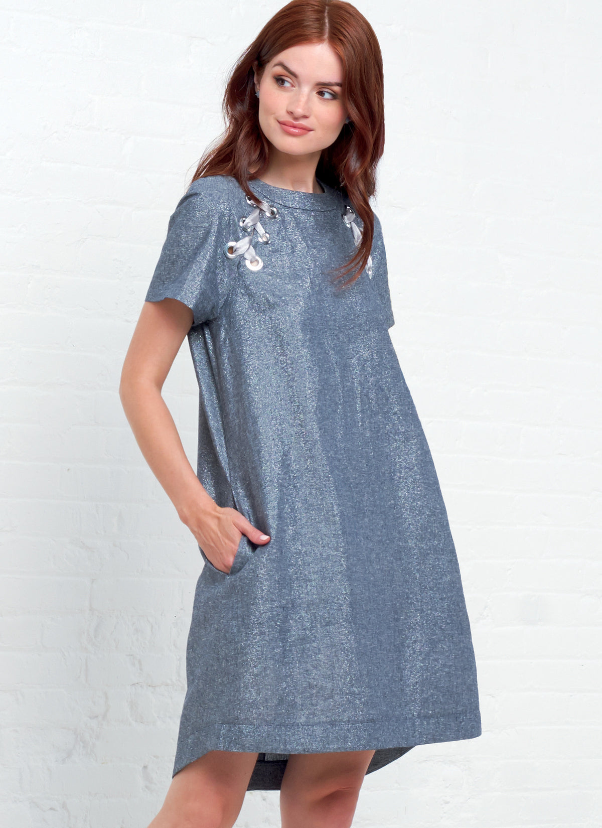 McCall's M7862 sewing pattern envelope showing loose-fitting dress designs
