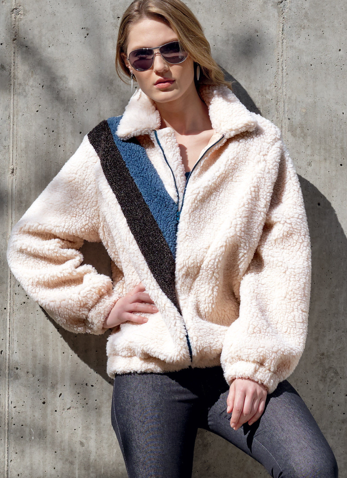 McCall's M8019 sewing pattern envelope showing lined jacket