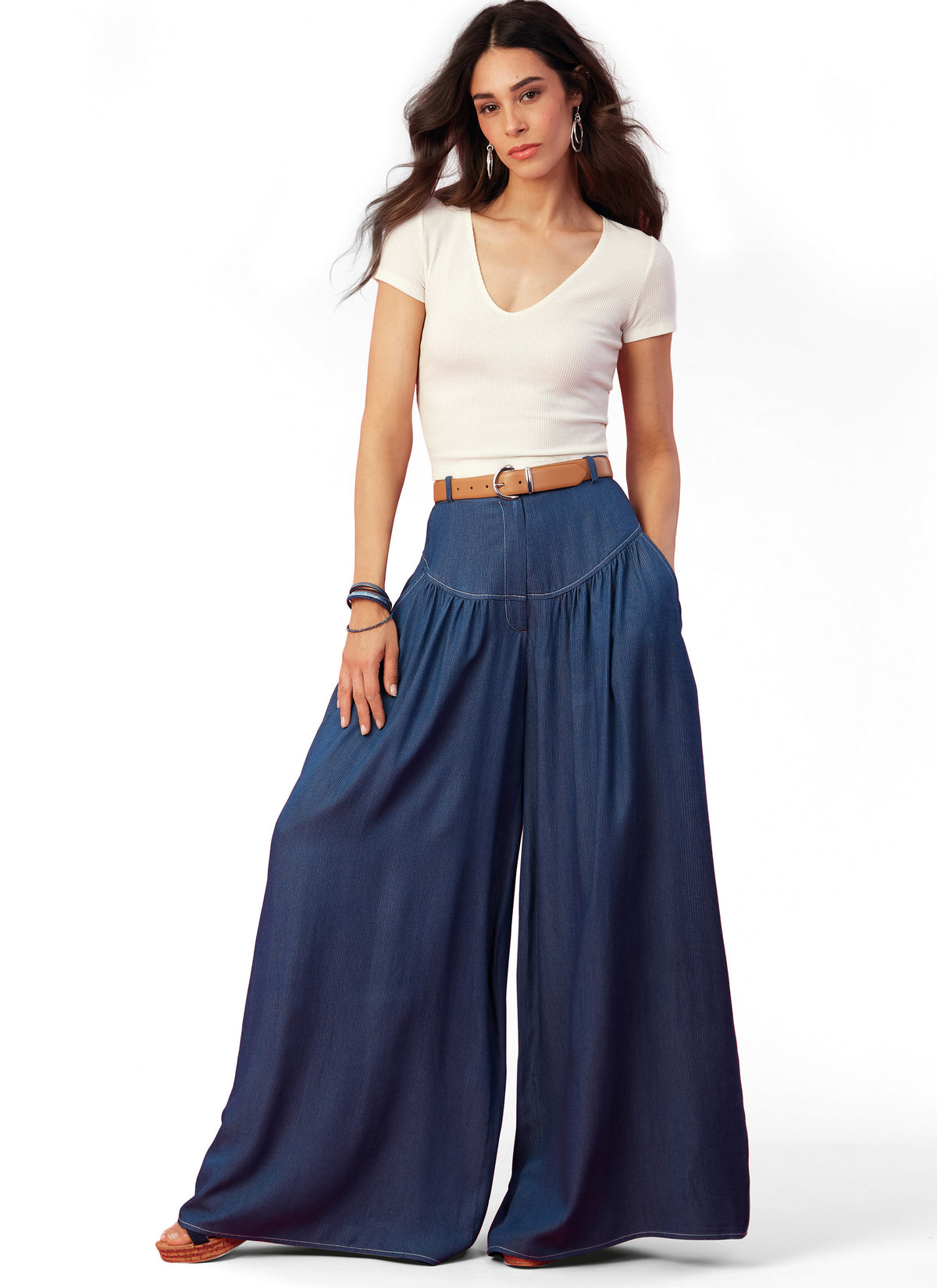 McCall's M8292 sewing pattern envelope showing high-waisted wide-leg trousers and shorts