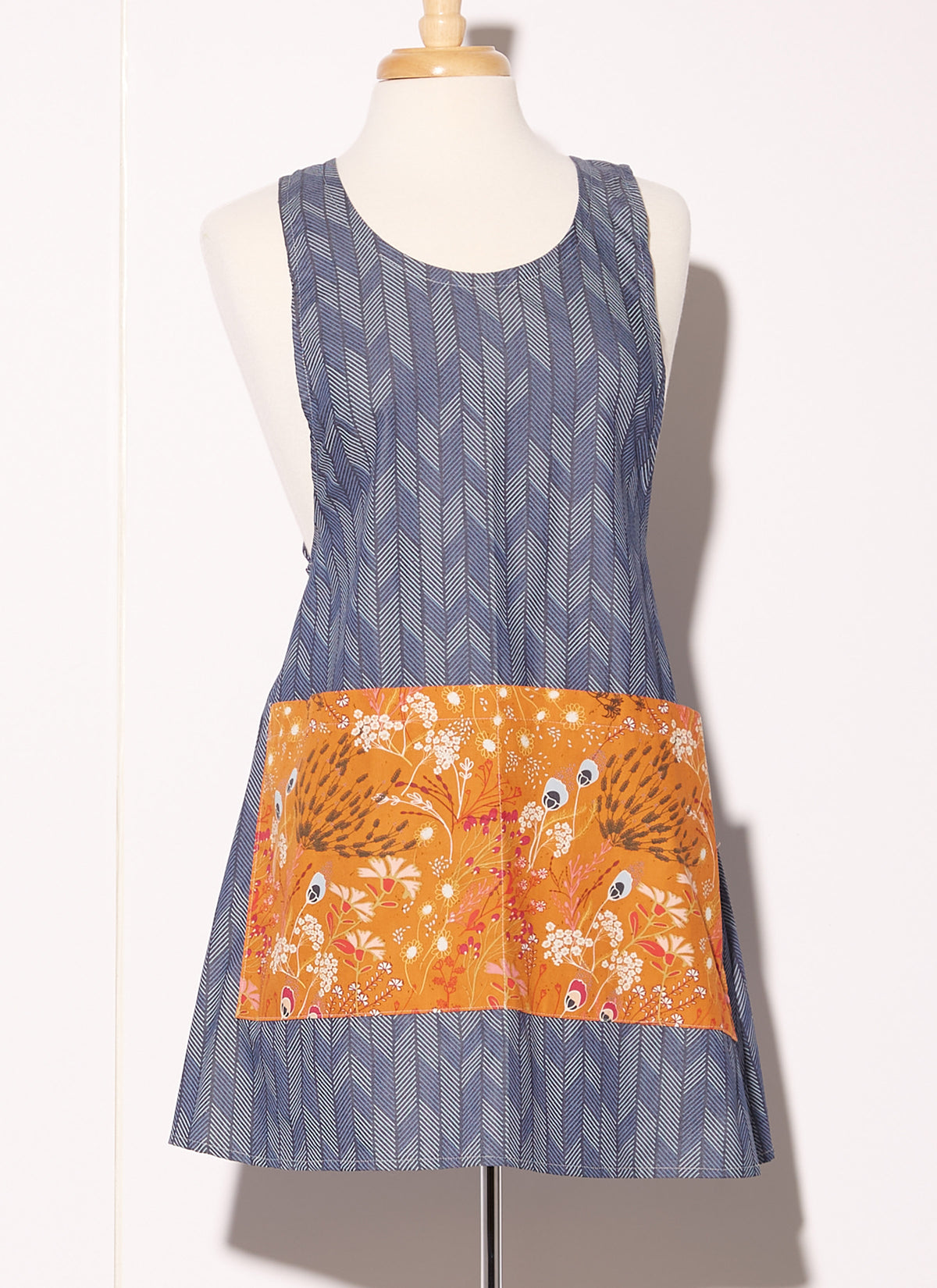 McCall's M8308 sewing pattern envelope showing aprons in two views