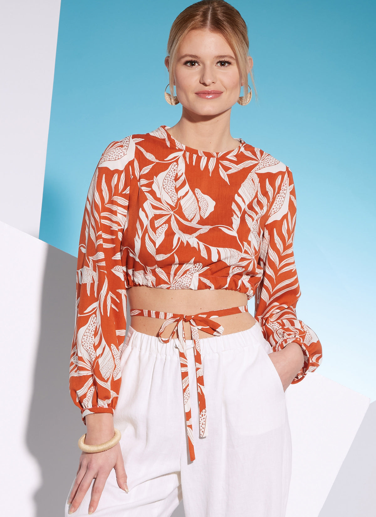McCall's M8324 sewing pattern envelope showing crop top