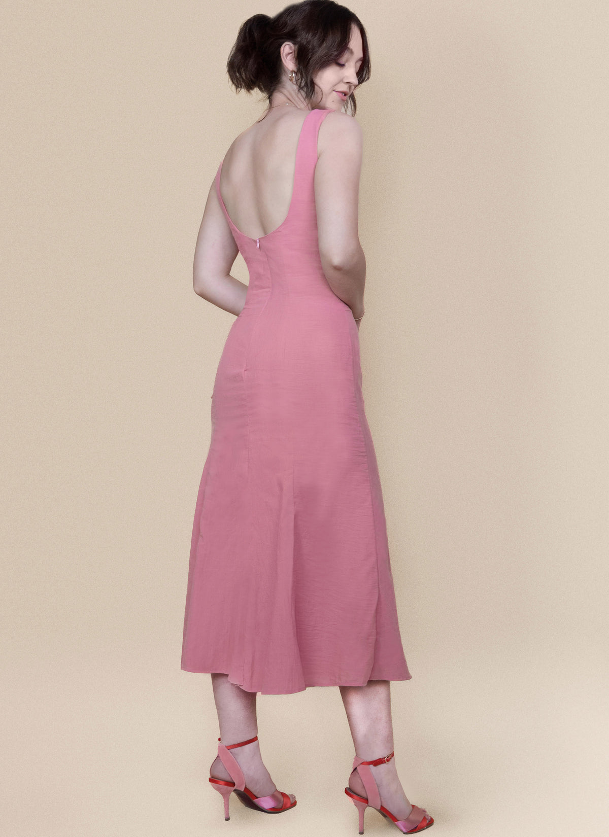 McCall's M8382 sewing pattern envelope showing a close-fitting dress in short or long length