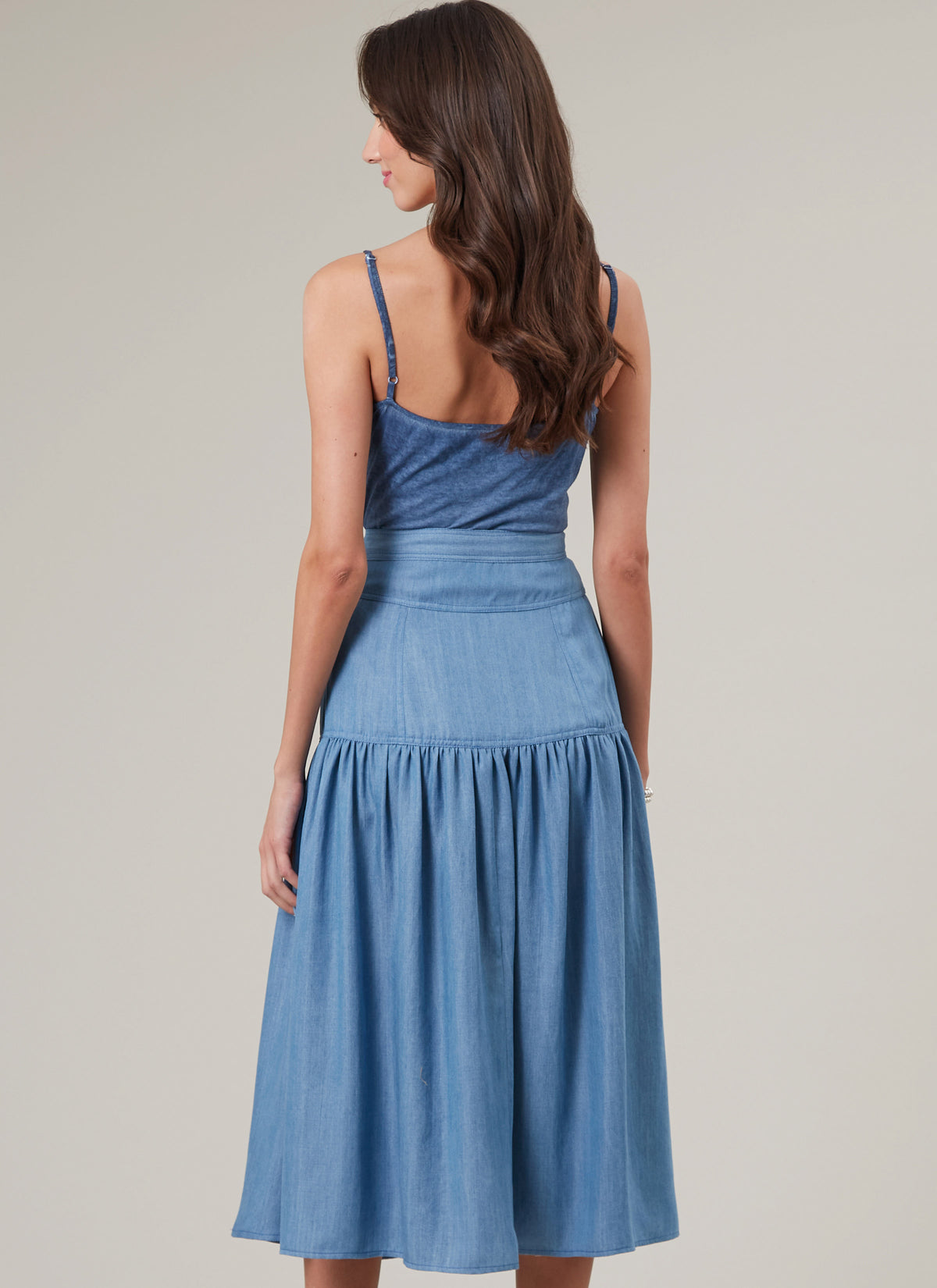 McCall's M8389 sewing pattern envelope showing skirts in two lengths