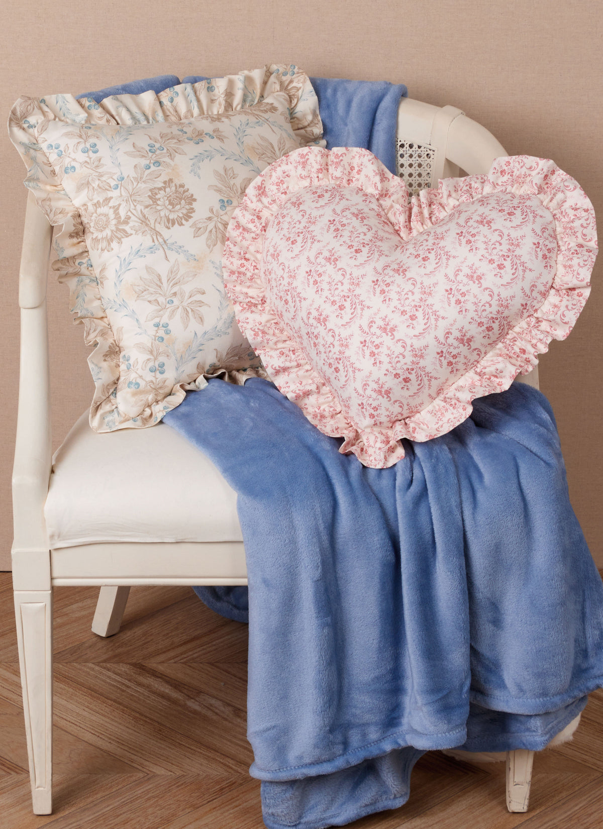 McCall's M8573 sewing pattern envelope showing heart and square cushions designs