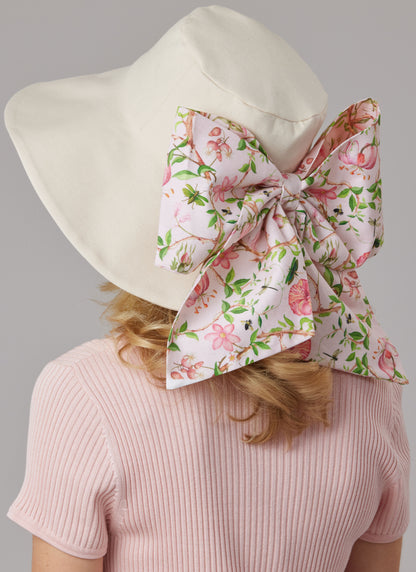 McCall's M8597 bucket hat sewing pattern envelope