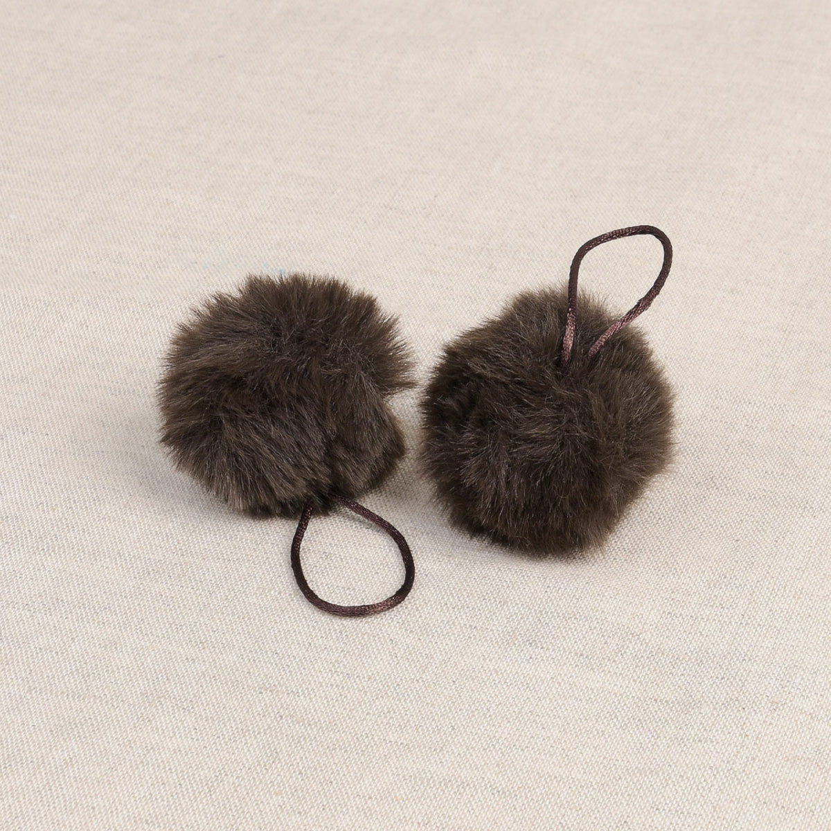Brown faux fur pom pom with loop