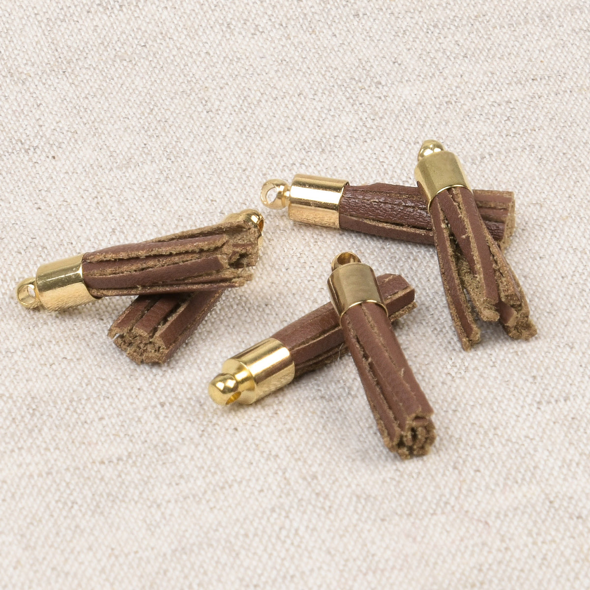 Small brown mini tassel