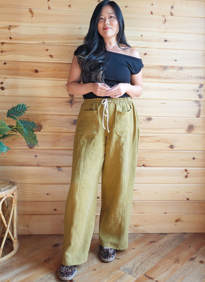McCall's ME2149 sewing pattern envelope showing the wide or barrel leg trousers