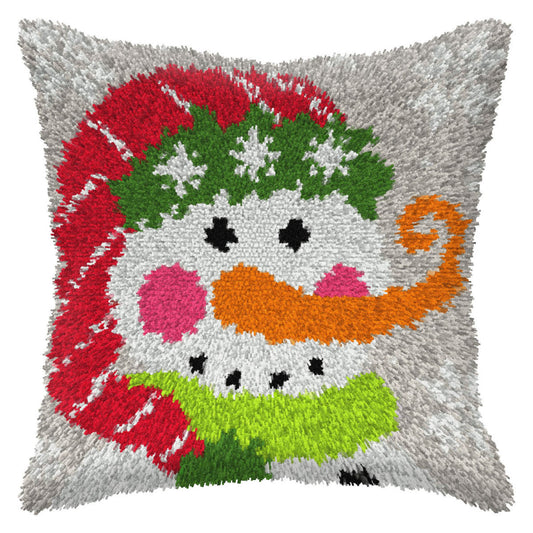 Finished latch hook cushion with snowman design