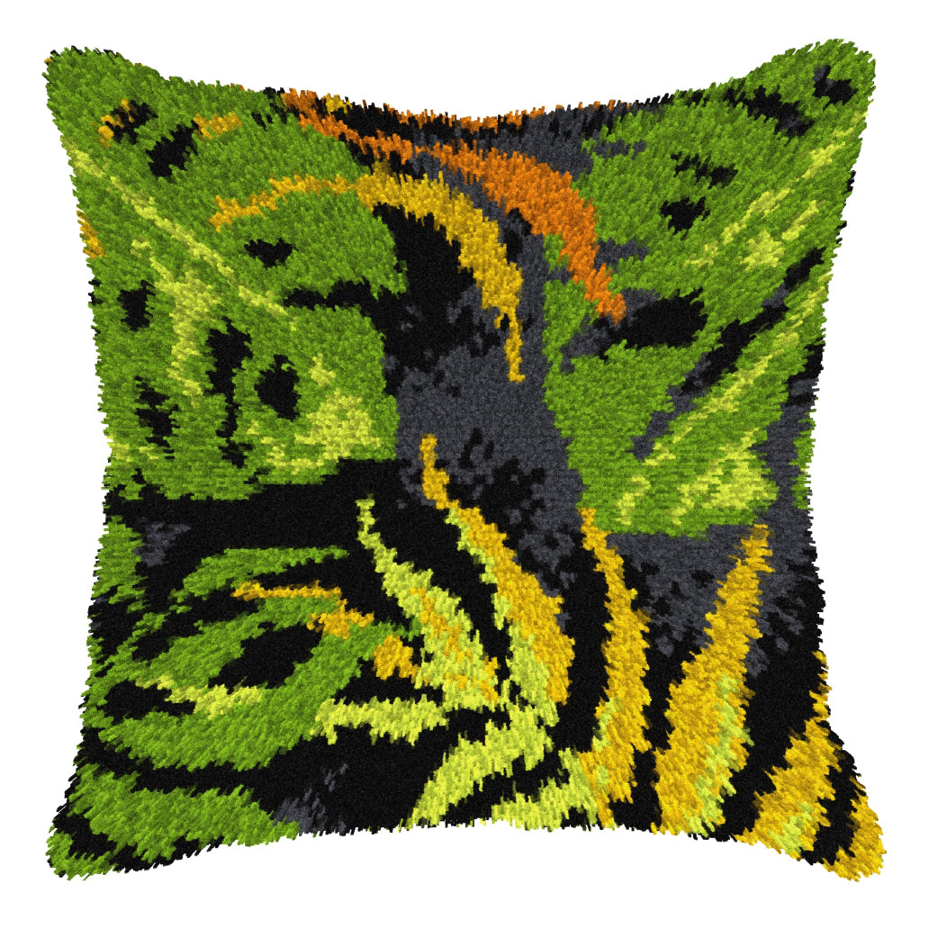 Finished Orchidea latch hook cushion showing a leaf pattern