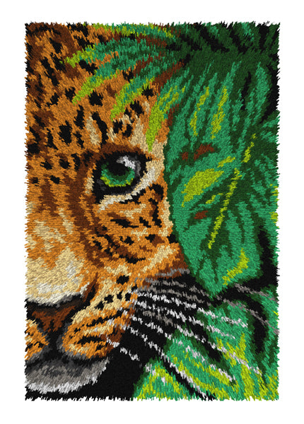 Orchidea latch hook rug with peeking leopard design