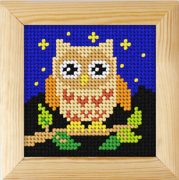 Orchidea needlepoint kit with a owl design in a wooden frame