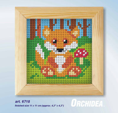 Orchidea needlepoint kit with a fox design in a wooden frame