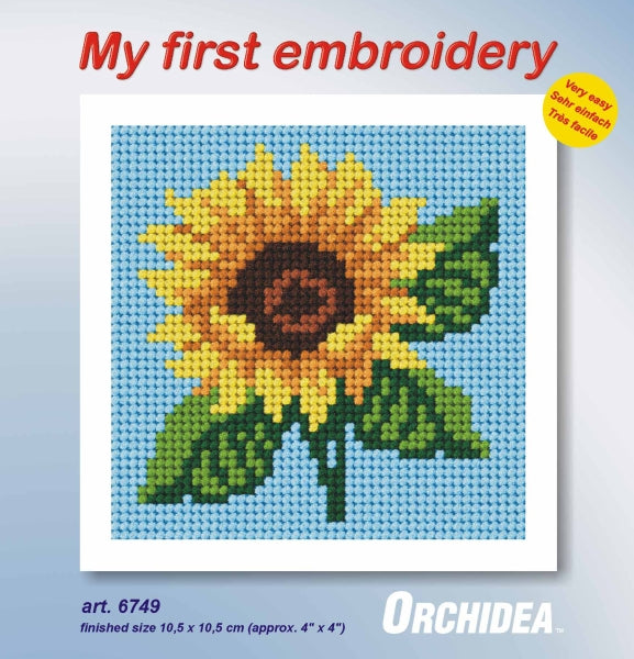Orchidea mini needlepoint kit showing a sunflower design in a wooden frame