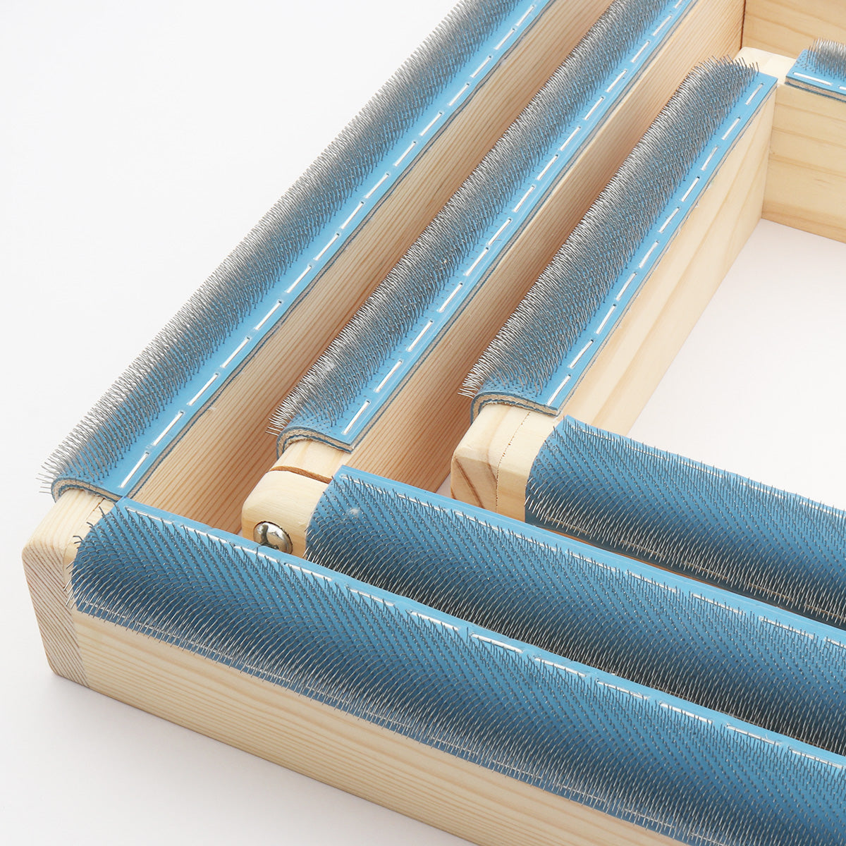 Oxford pine lap frame with gripper strips