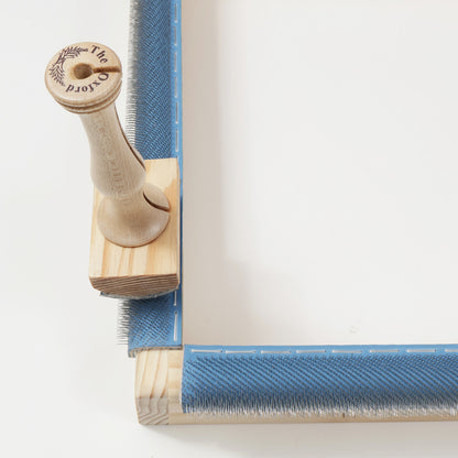 Oxford gripper frame cleaning brush with wooden handle
