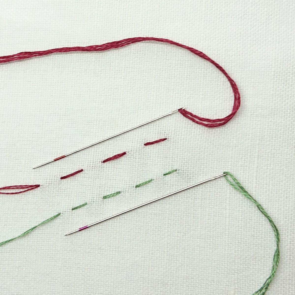 Pony Certain Stitch darner needles with coloured band on the shaft