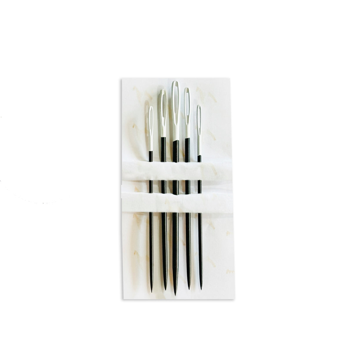 Pony black yarn darning needles with white eyes in a folder