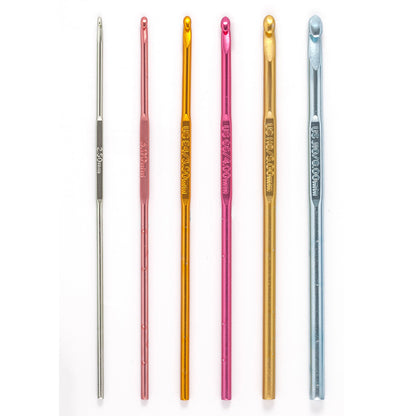 Pony set of coloured aluminium crochet hooks