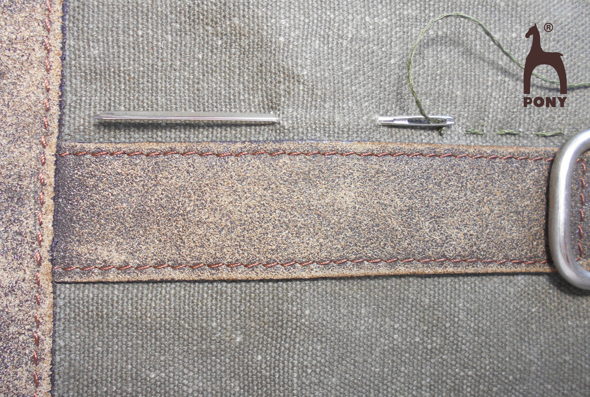 Pony sail needles in packet