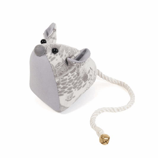 Pincushion - Mouse In the Garden