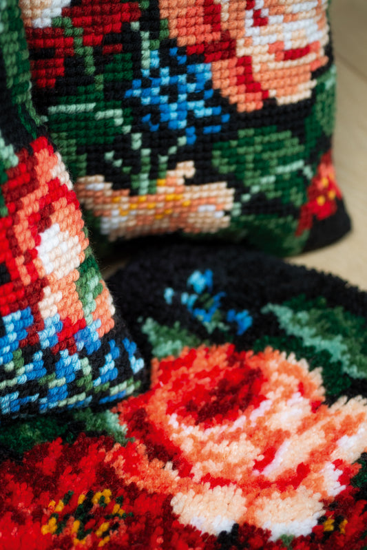 Shaped latch hook rug with roses design