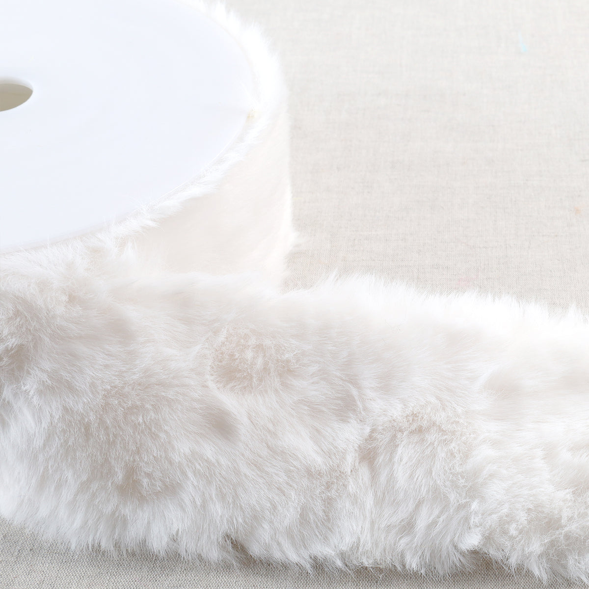 Ivory faux fur trim