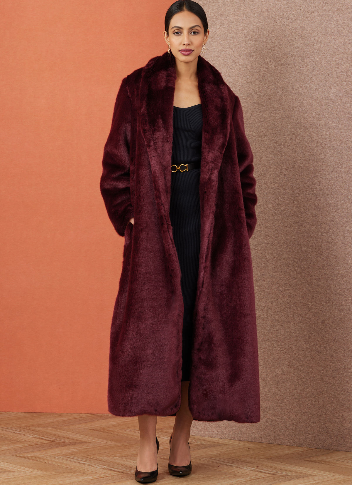 Simplicity S3008 sewing pattern envelope showing jackets and coats