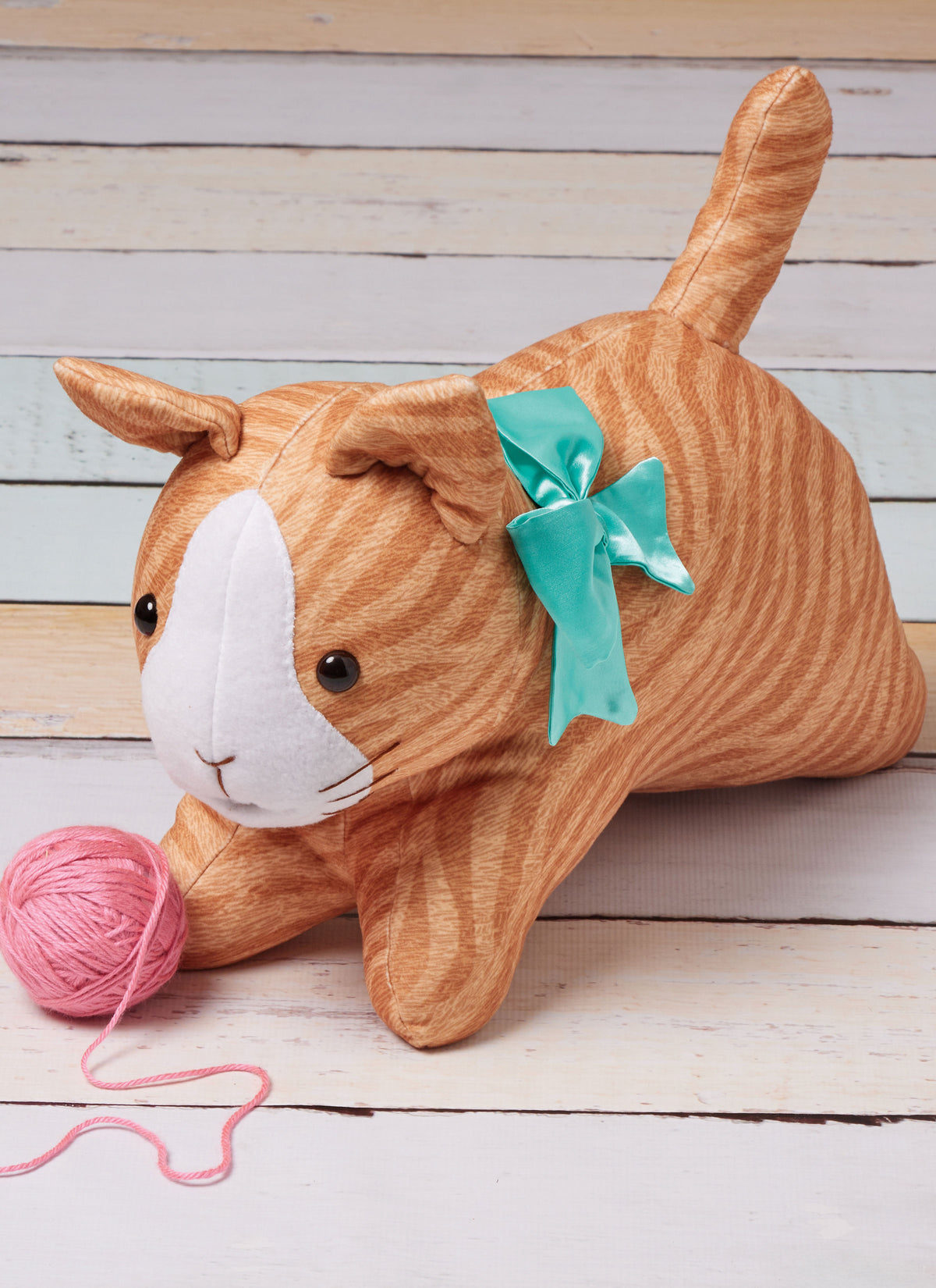 Simplicity S3023 sewing pattern envelope showing stuffed toys designs
