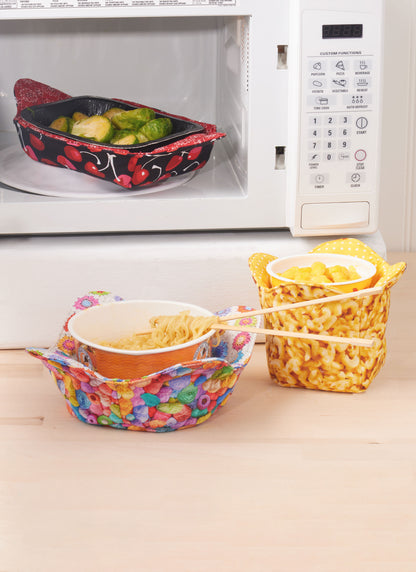 Simplicity S3025 sewing pattern envelope showing microwave bowl cosies designs