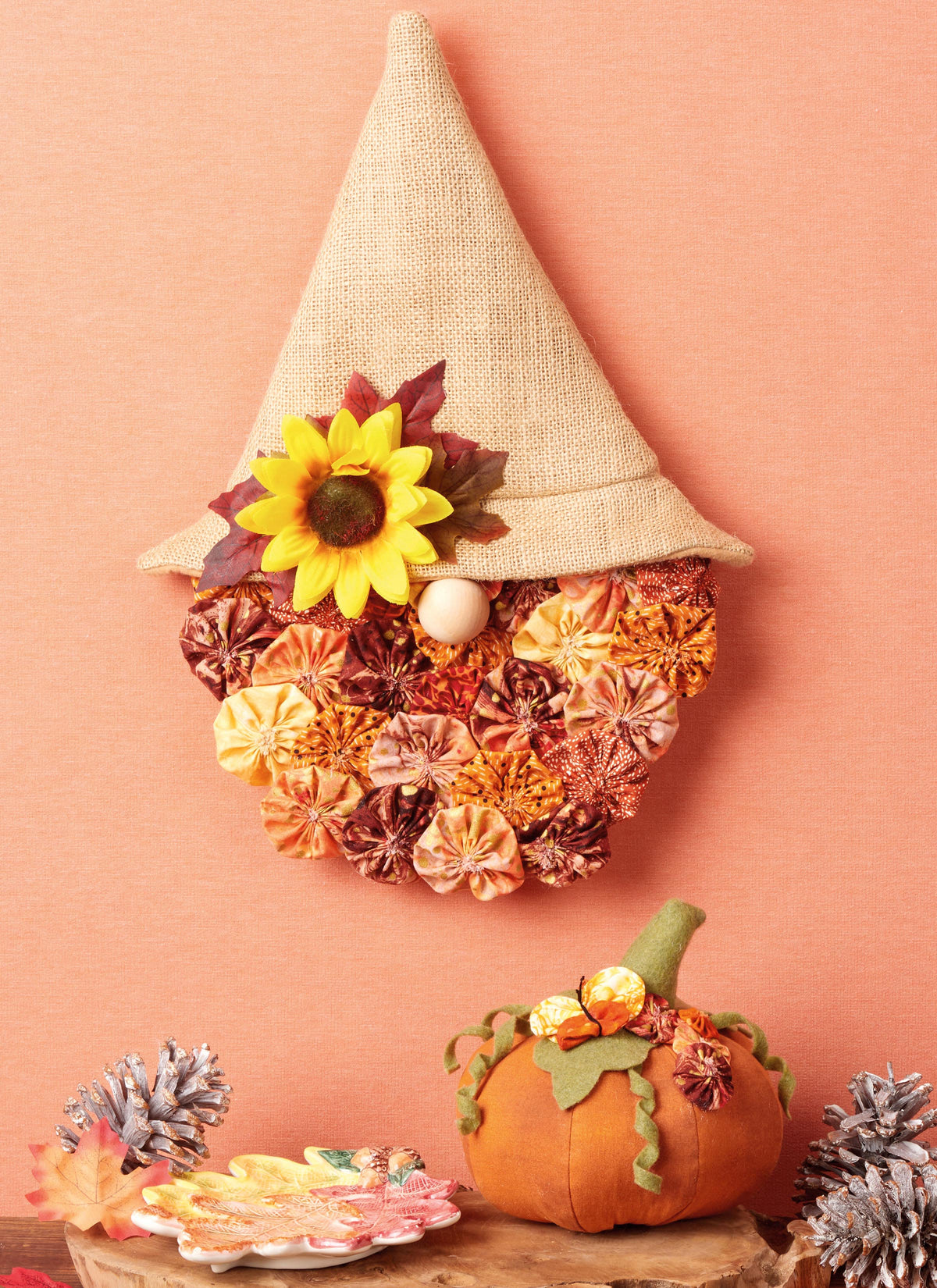 Simplicity S3055 sewing pattern envelope showing festive holiday crafts