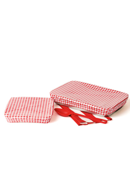 Simplicity S3058 sewing pattern envelope showing easy kitchen essentials to mix and match